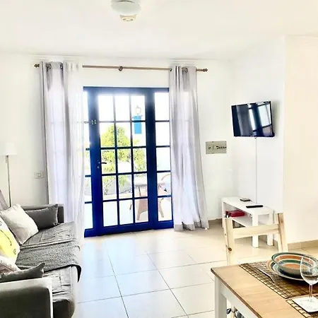 Appartamento Atalaya, Central And Quiet With Sea And Pool Views